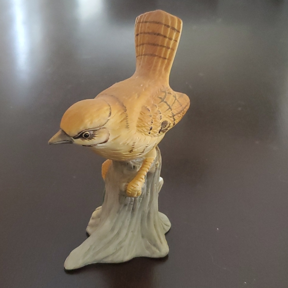 Vintage Brinns ceramic bird.